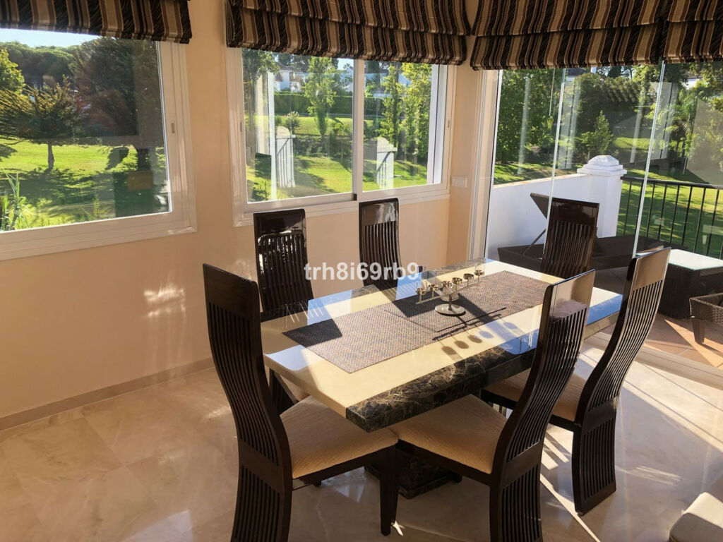 Detached Villa Benamara Málaga - image 7