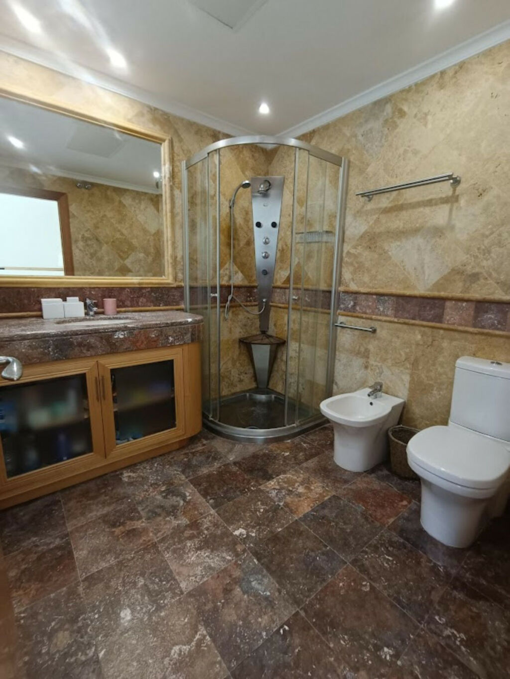 Ground Floor Apartment Puerto Banús Málaga - image 7