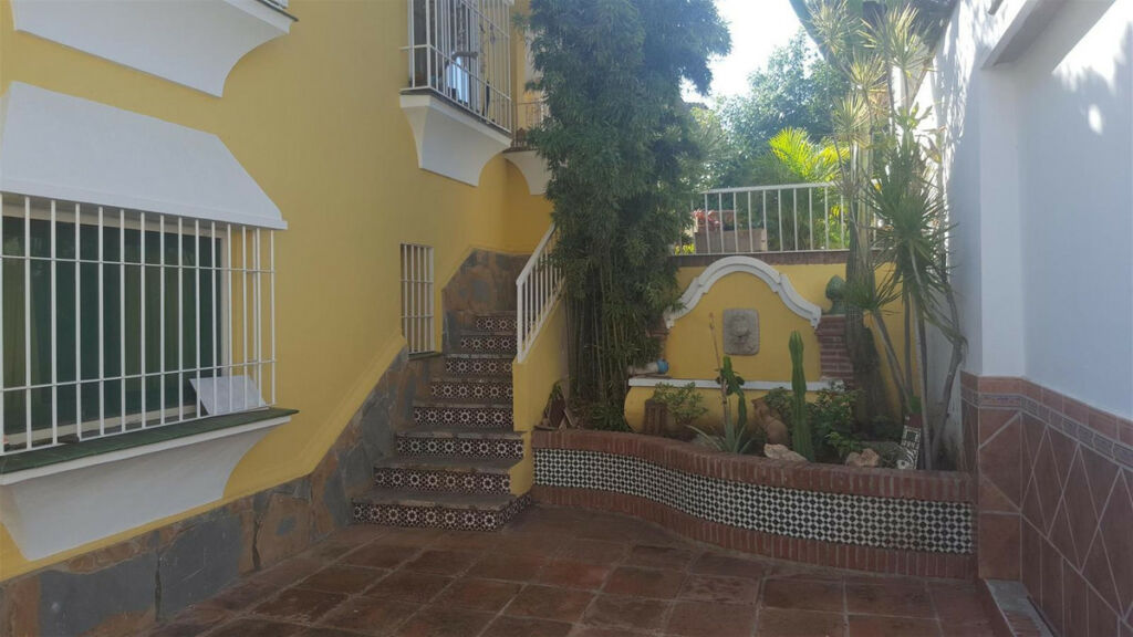 Detached Villa Mijas Costa Málaga - image 8
