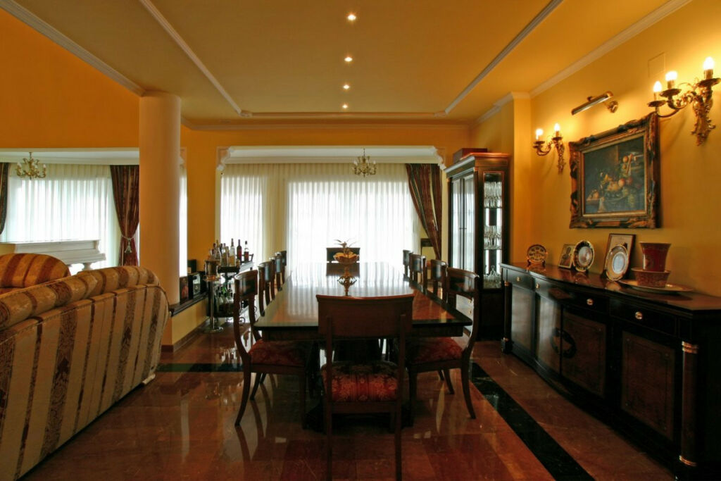 Detached Villa Málaga Málaga - image 8