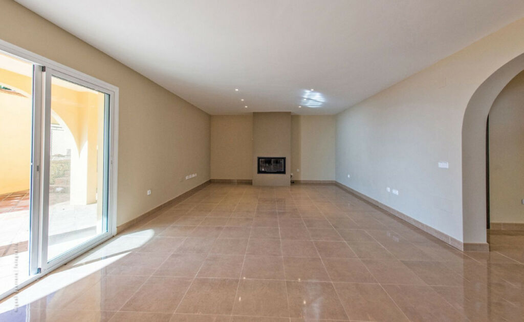 Detached Villa Benalmadena Málaga - image 8