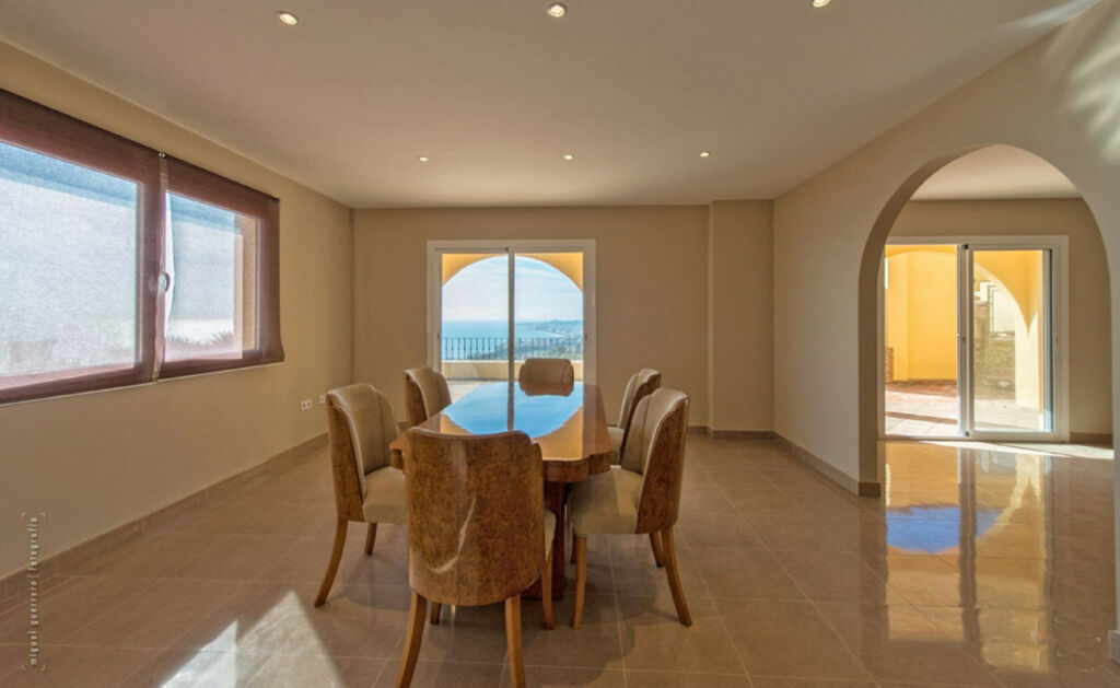 Detached Villa Benalmadena Málaga - image 9