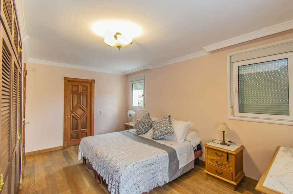 Detached Villa San Pedro de Alcántara Málaga - image 9