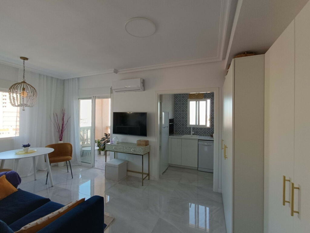 Middle Floor Apartment Aguas Nuevas Alicante