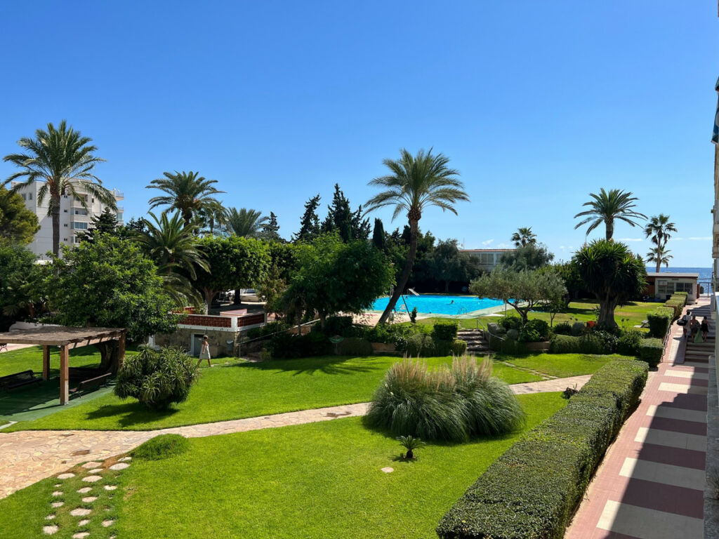 Middle Floor Apartment Albir Alicante