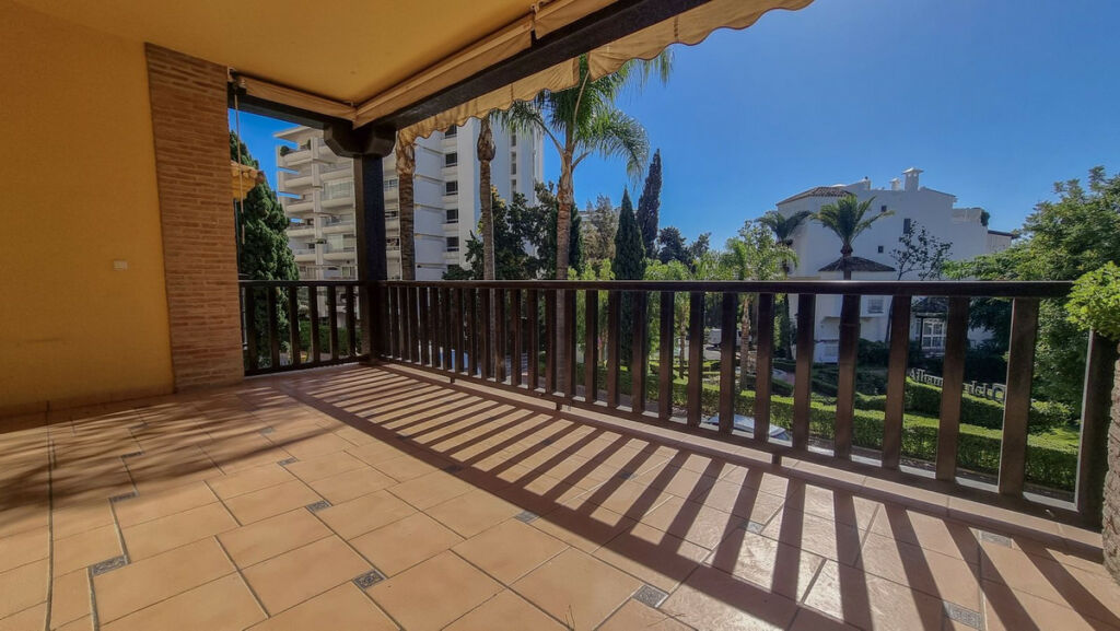 Middle Floor Apartment Marbella Málaga