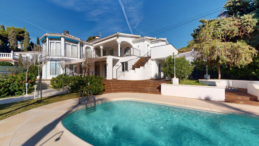 Detached Villa Caleta de Vélez Málaga
