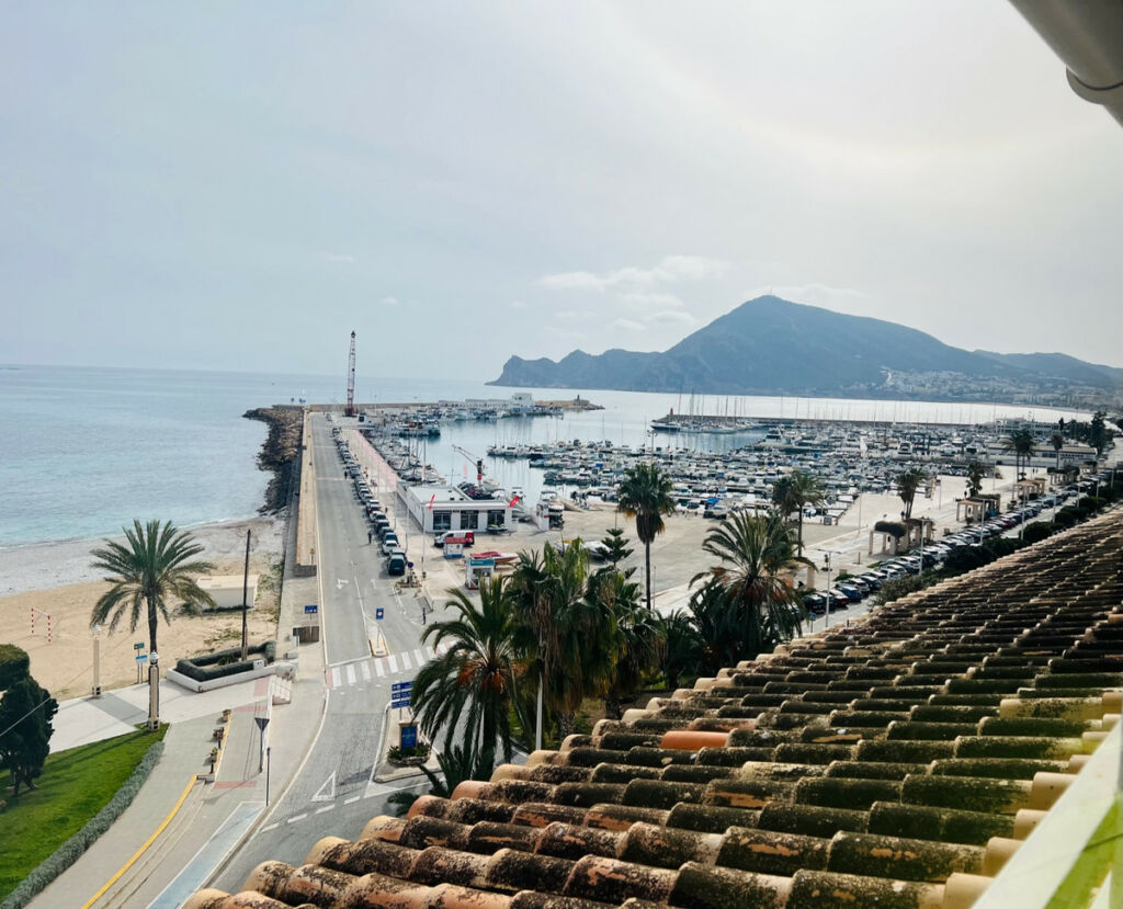Middle Floor Apartment Altea Alicante