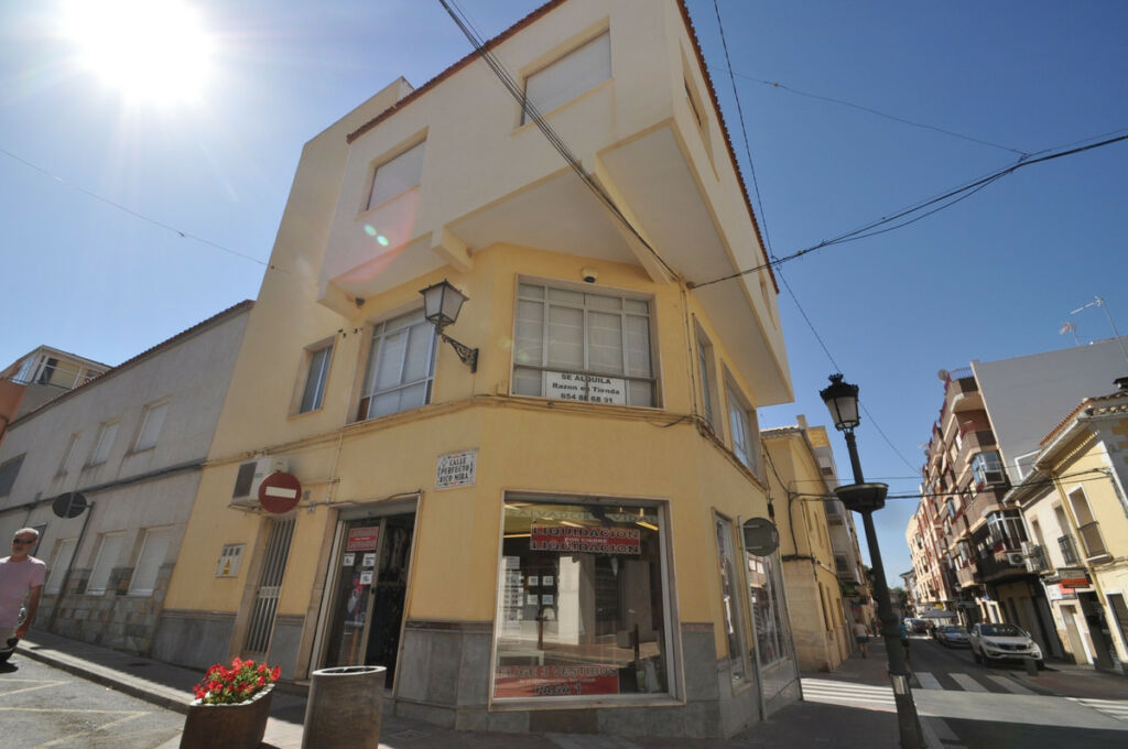 Middle Floor Apartment Pinoso Alicante
