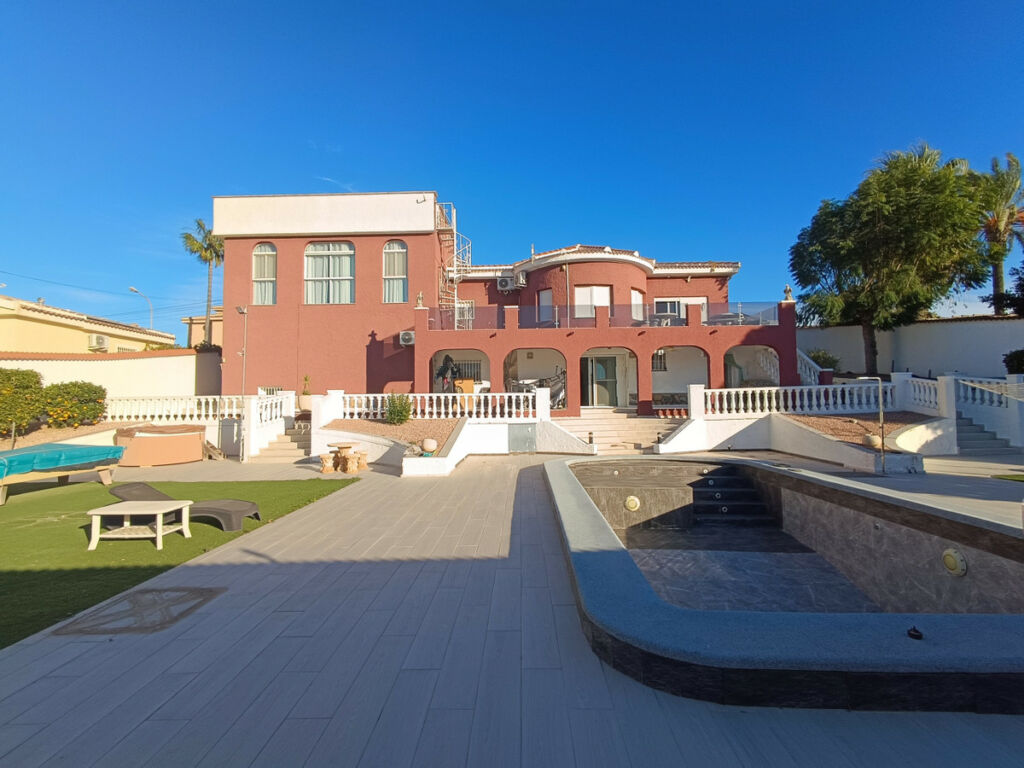 Detached Villa Ciudad Quesada Alicante