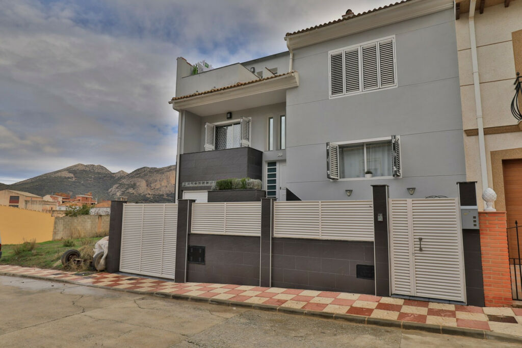 Semi-Detached House Alfarnate Málaga