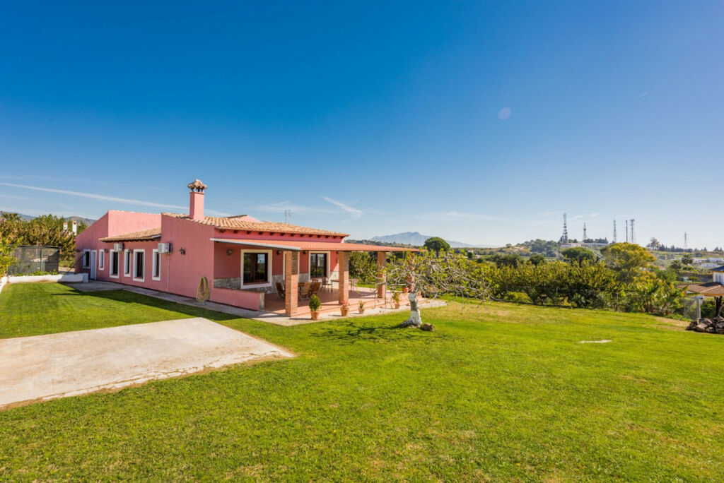 Detached Villa Estepona Málaga