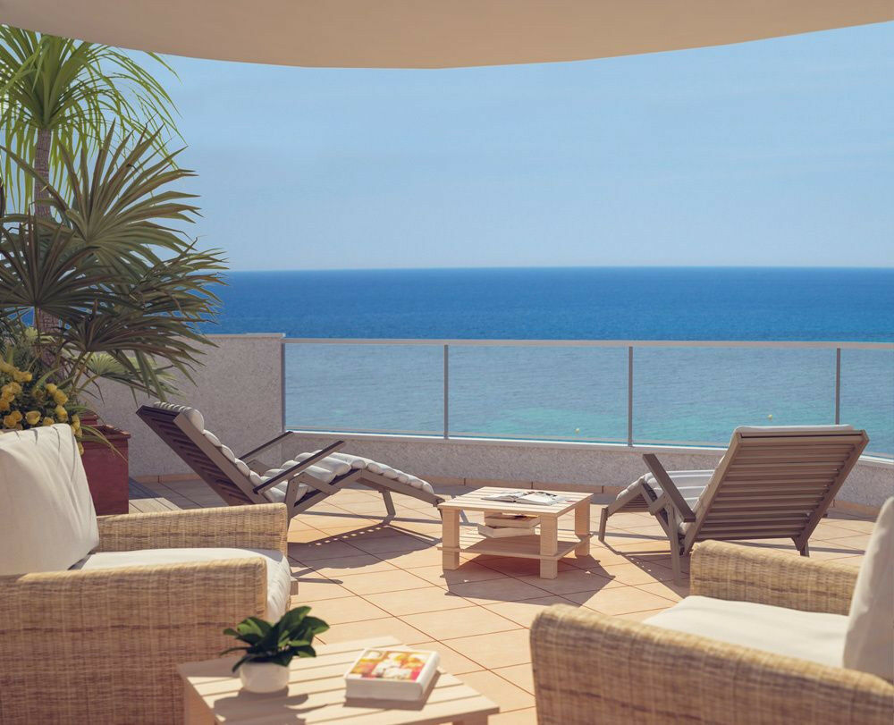 Middle Floor Apartment Calpe Alicante - image 2