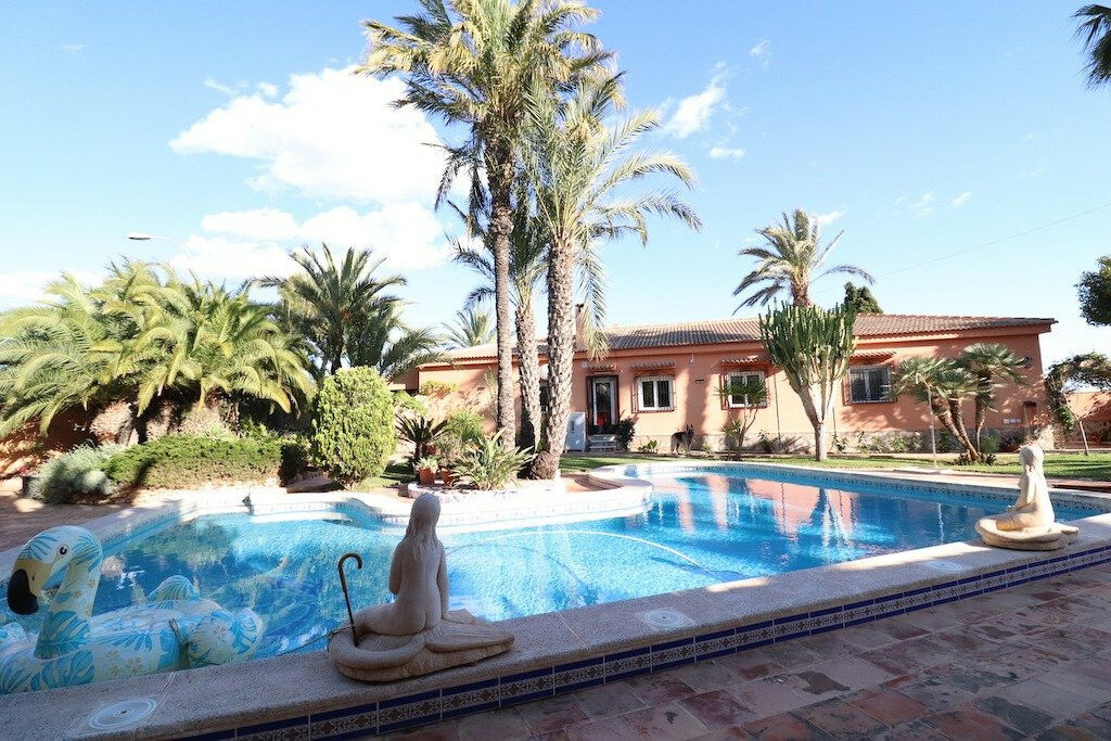 Detached Villa Torrevieja Alicante