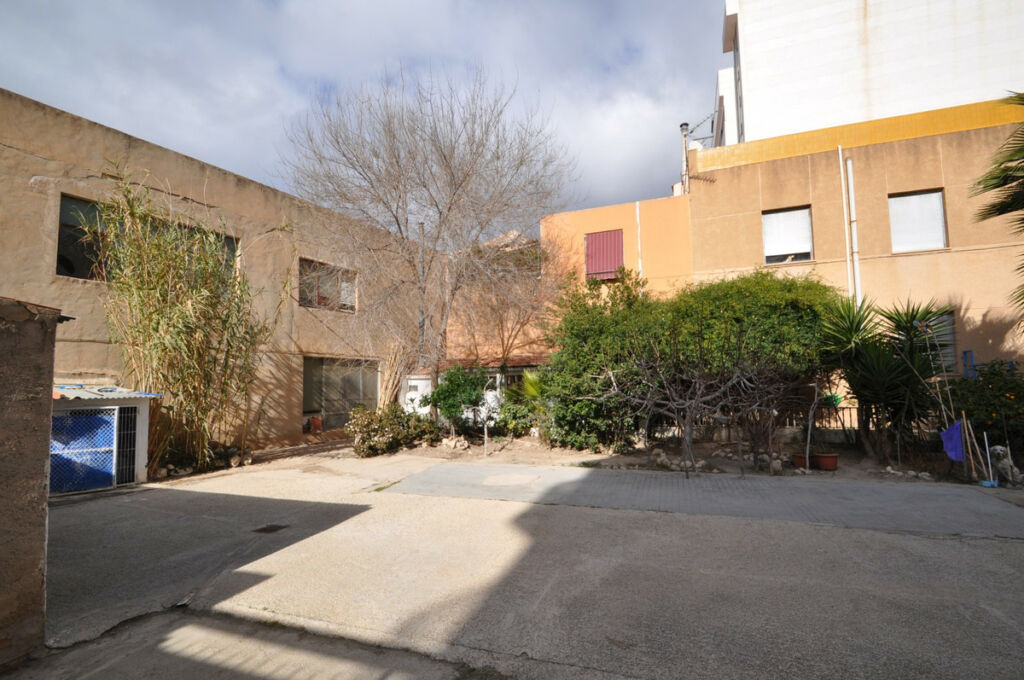 Townhouse Petrer Alicante