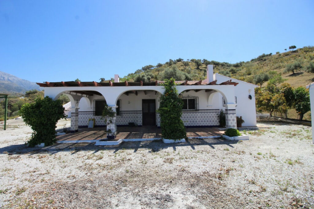 Finca - Cortijo Canillas de Aceituno Málaga