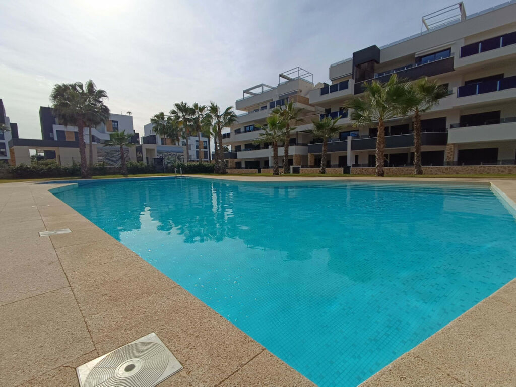 Middle Floor Apartment Playa Flamenca Alicante
