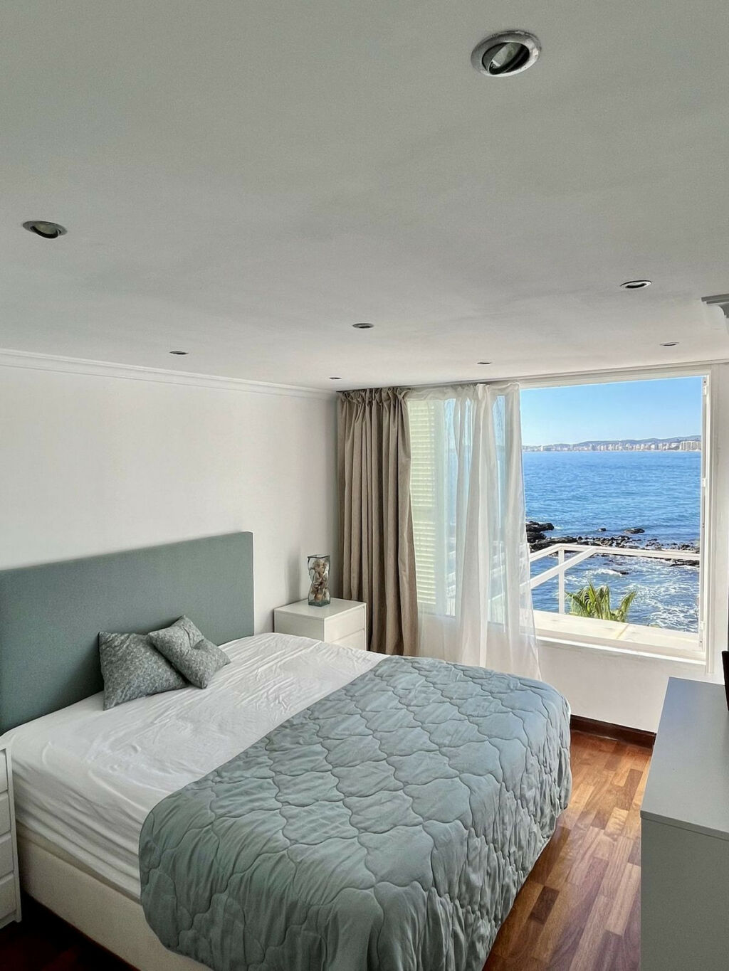 Middle Floor Apartment Benalmadena Málaga - image 10