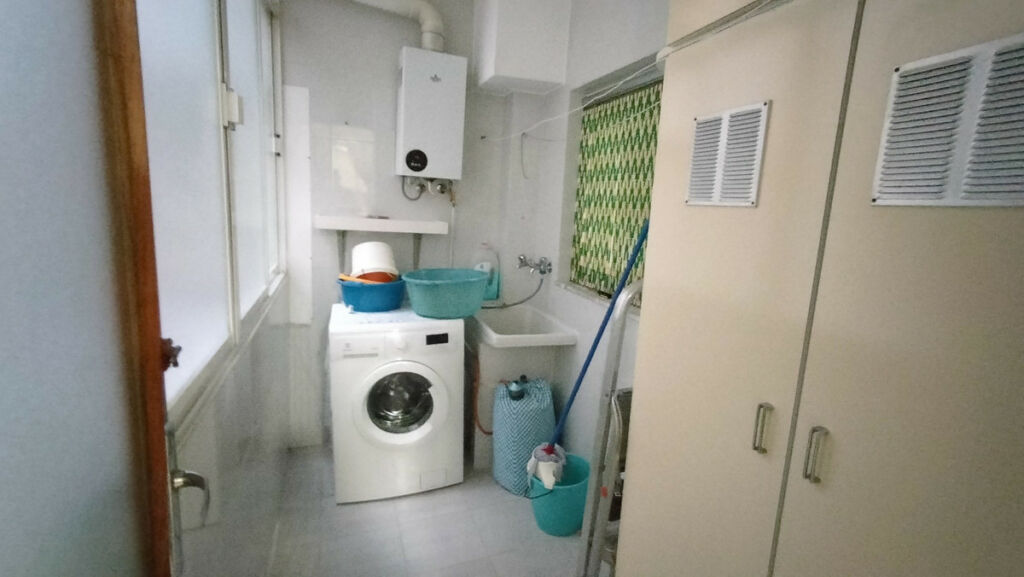 Middle Floor Apartment Sax Alicante - image 10