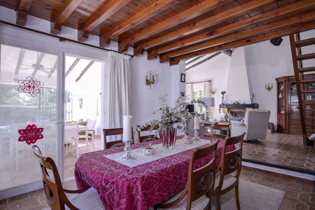 Detached Villa Guadalmina Alta Málaga - image 13