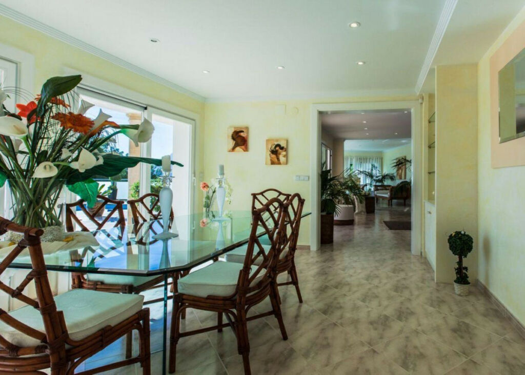 Detached Villa Altea Alicante - image 10