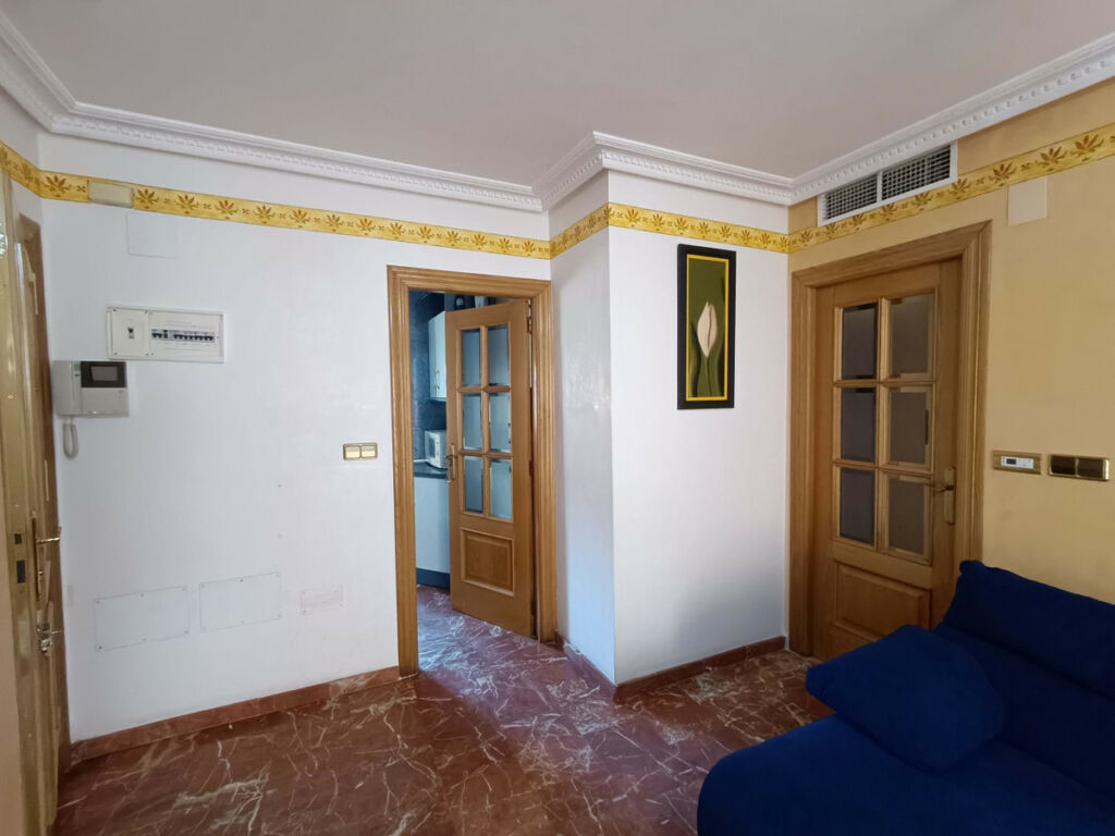 Middle Floor Apartment Playa Del Cura Alicante - image 10
