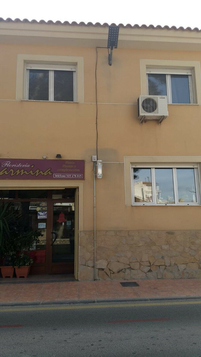 Townhouse Pinoso Alicante - image 10