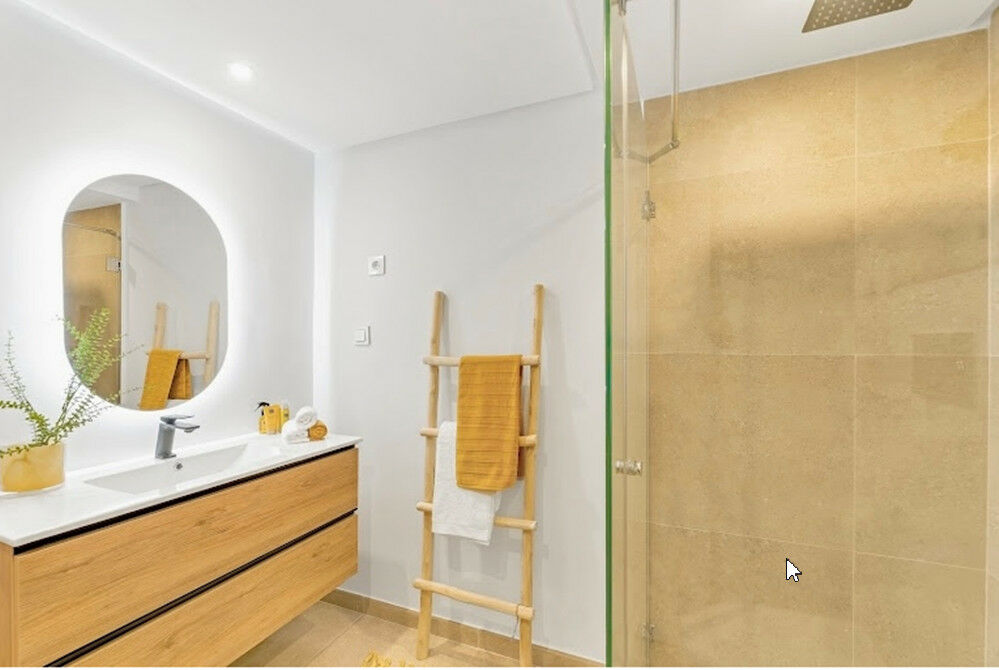 Ground Floor Apartment Estepona Málaga - image 10