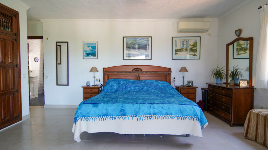 Detached Villa Javea Alicante - image 10