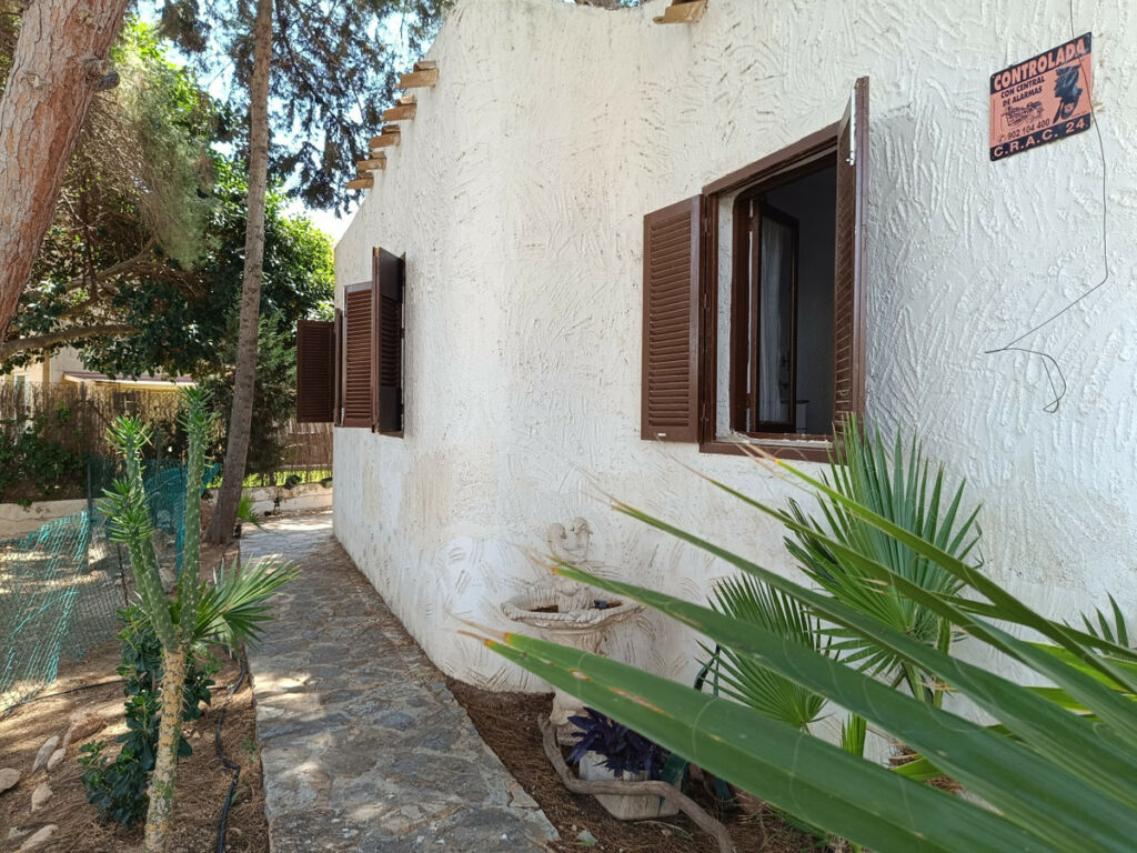 Detached Villa Cabo Roig Alicante - image 10