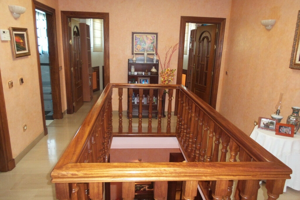 Detached Villa Alhaurín de la Torre Málaga - image 10
