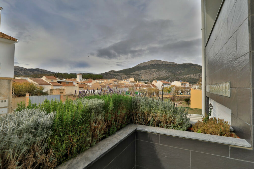 Semi-Detached House Alfarnate Málaga - image 10