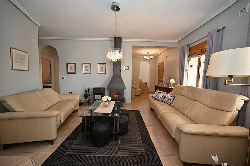 Detached Villa San Miguel de Salinas Alicante - image 10