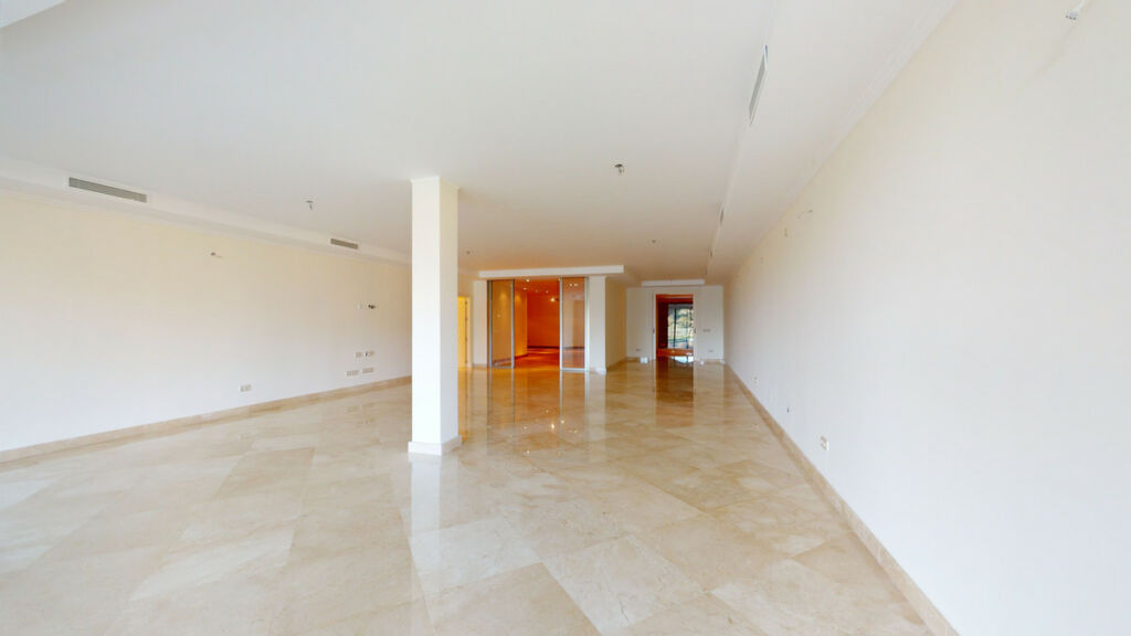 Detached Villa Los Arqueros Málaga - image 10
