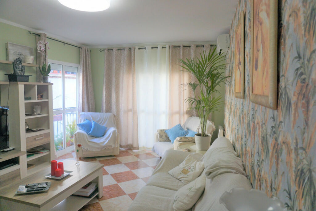 Middle Floor Apartment Canillas de Aceituno Málaga - image 10