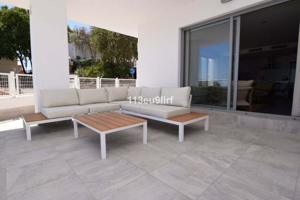 Ground Floor Apartment Benalmadena Pueblo Málaga - image 11