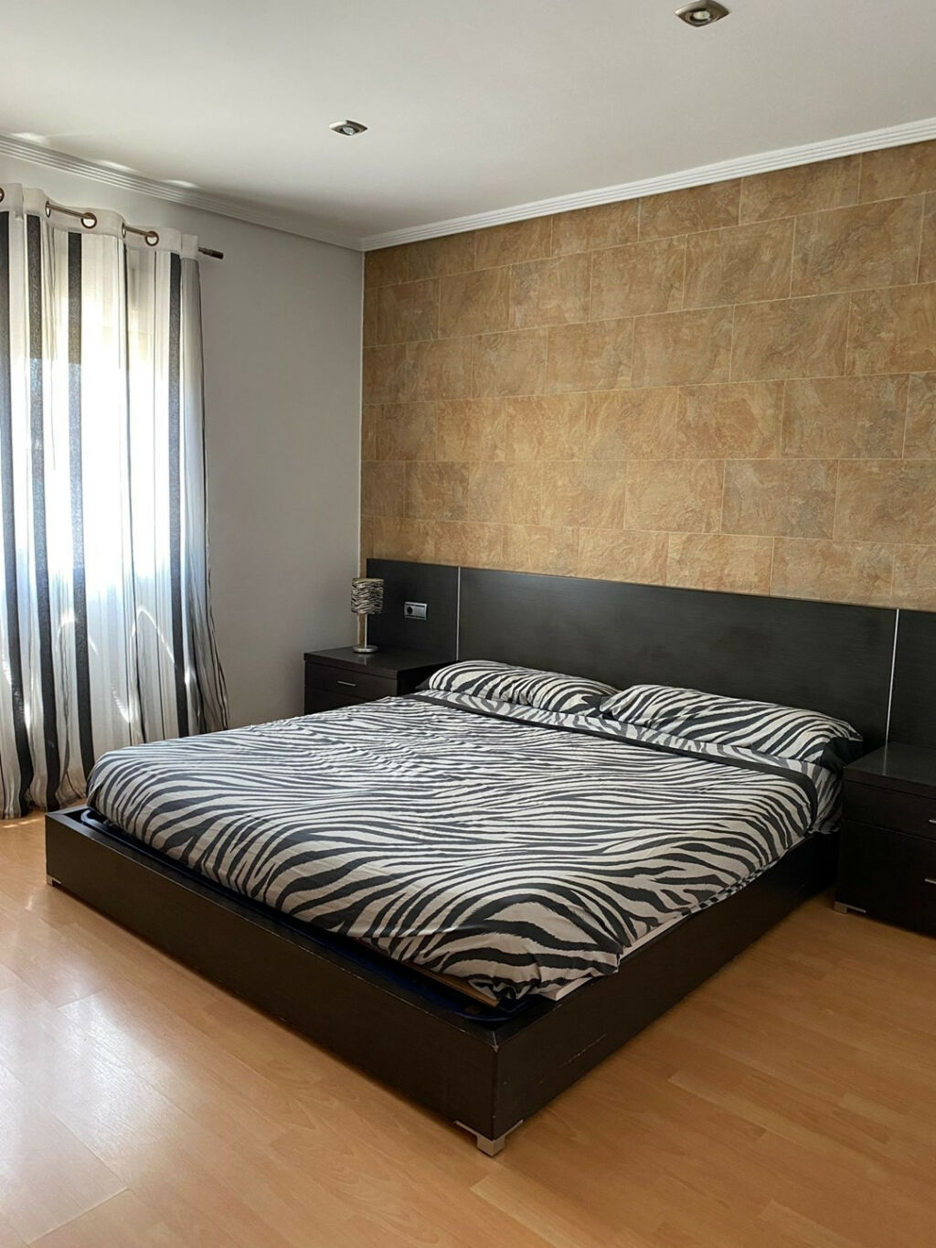 Detached Villa Los Balcones Alicante - image 11