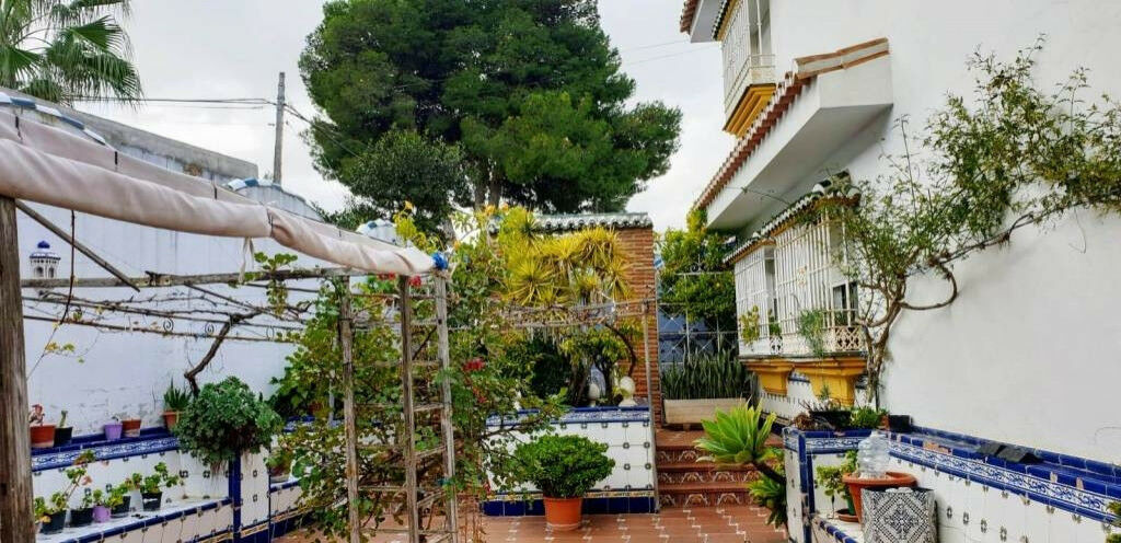 Detached Villa Alhaurín de la Torre Málaga - image 11