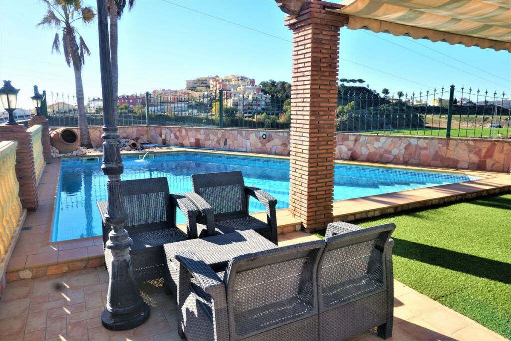 Detached Villa Torre del Mar Málaga - image 11