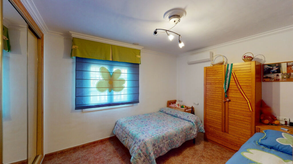 Detached Villa Alcaucín Málaga - image 11