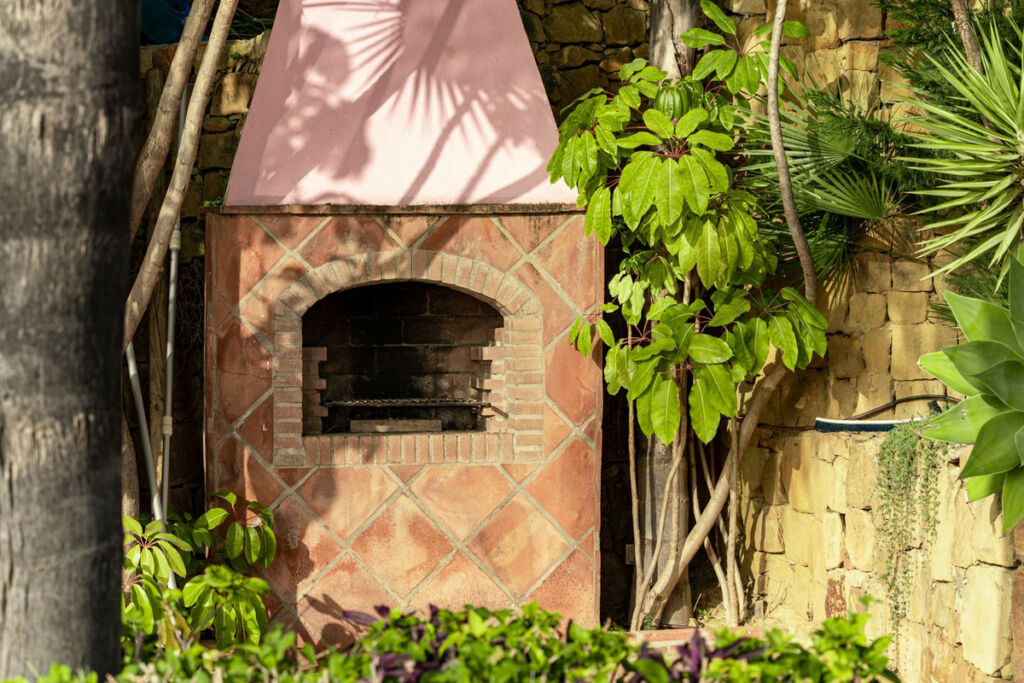 Detached Villa Benahavís Málaga - image 11