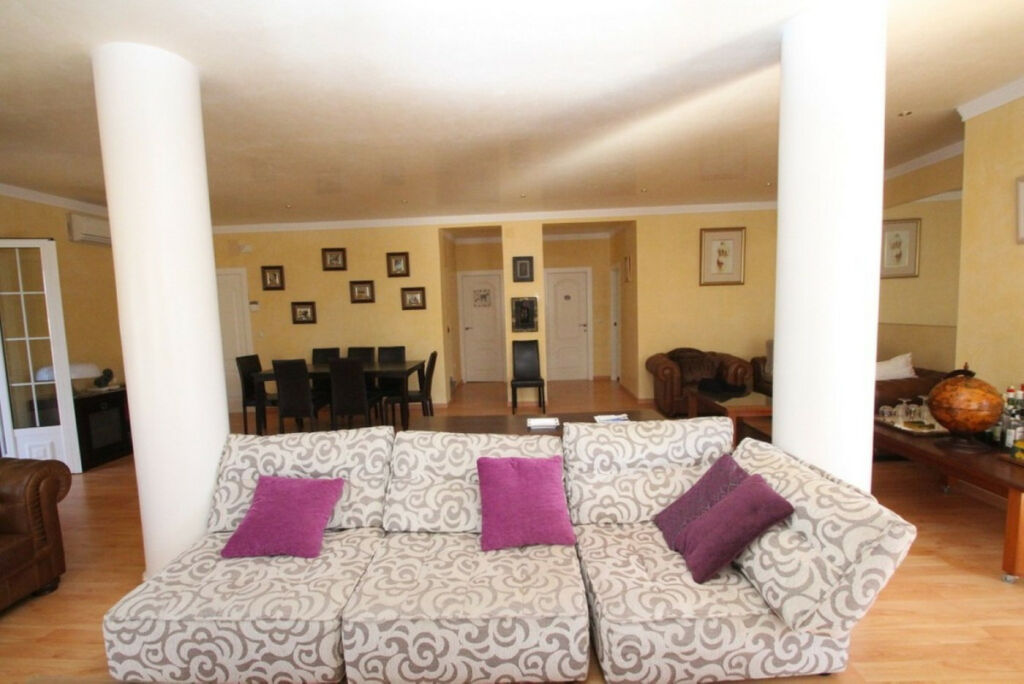 Detached Villa Cabo Roig Alicante - image 11