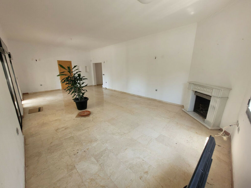 Detached Villa Río Real Málaga - image 11