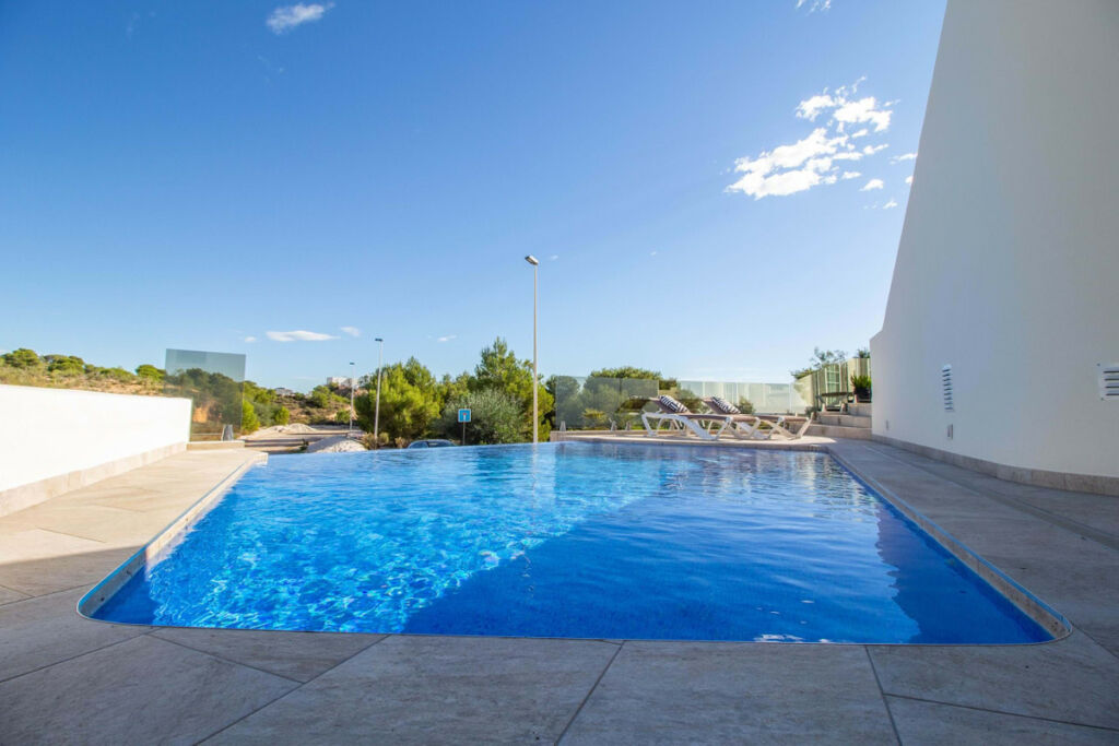 Detached Villa Las Ramblas Golf Alicante - image 11