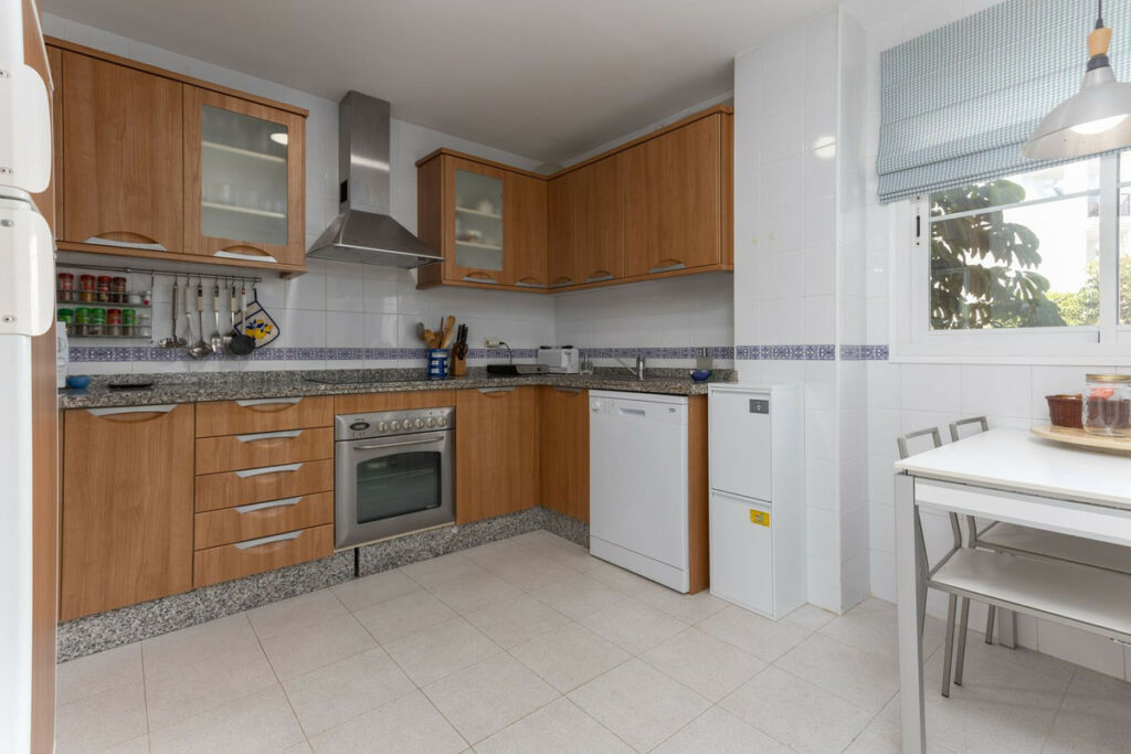 Middle Floor Apartment San Pedro de Alcántara Málaga - image 10