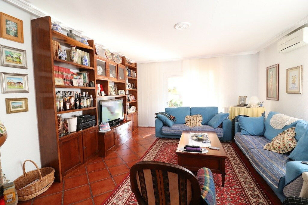 Detached Villa Torrevieja Alicante - image 12