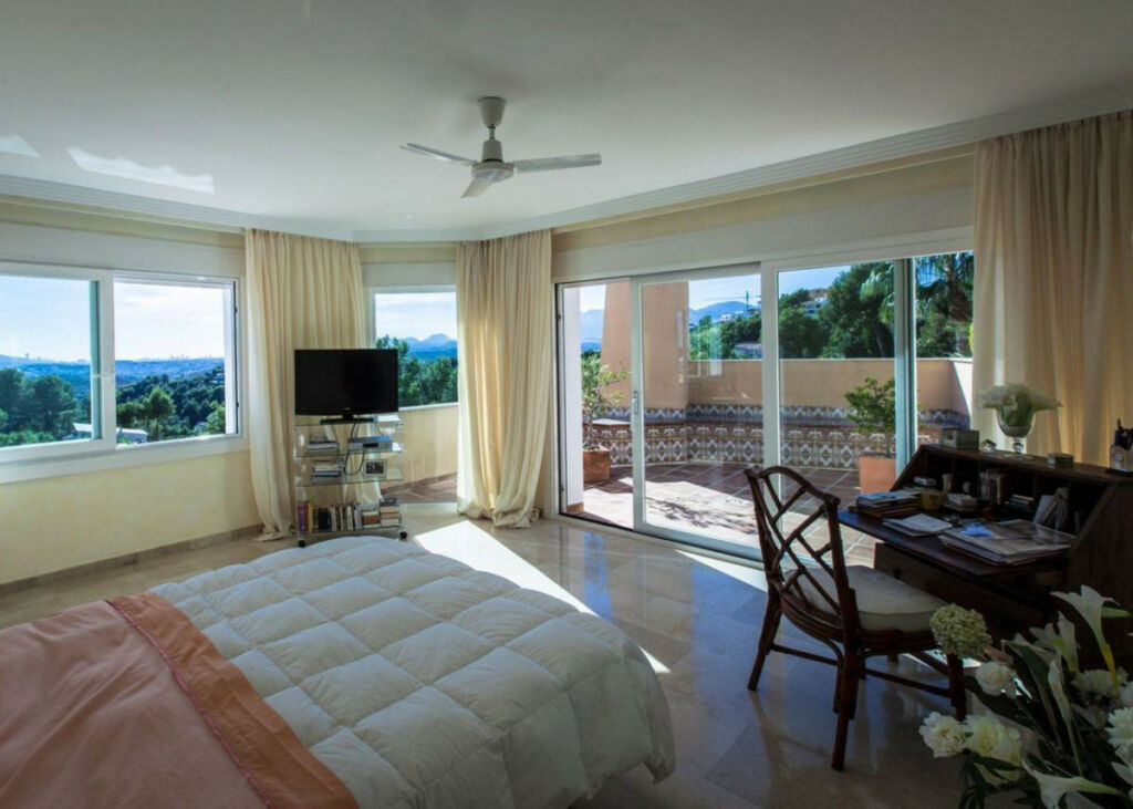 Detached Villa Altea Alicante - image 12
