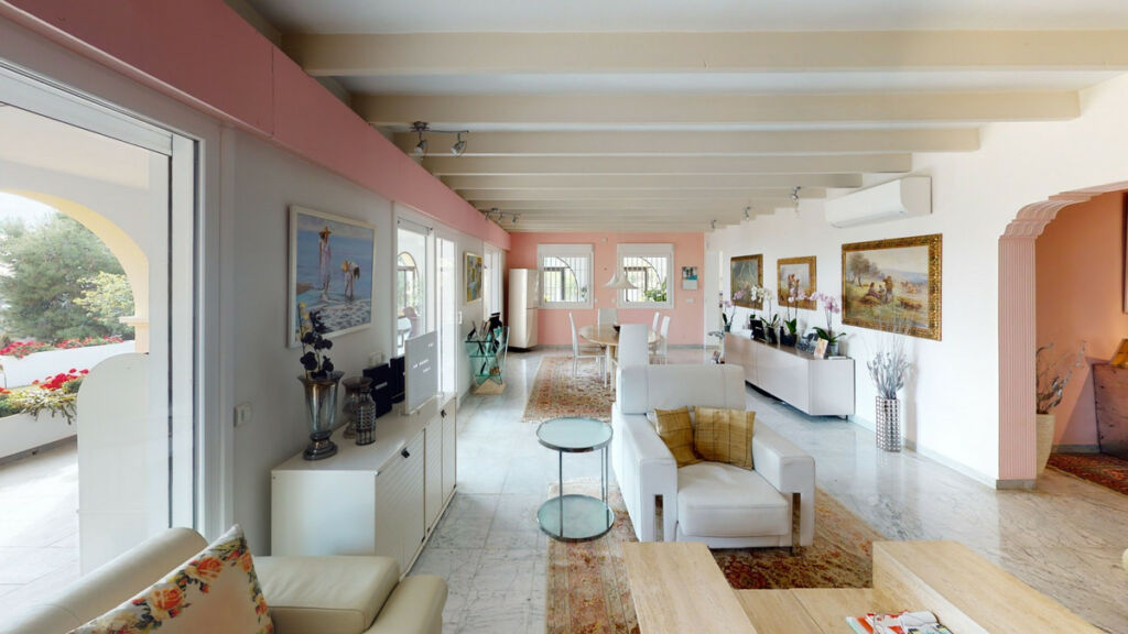Detached Villa Benajarafe Málaga - image 12