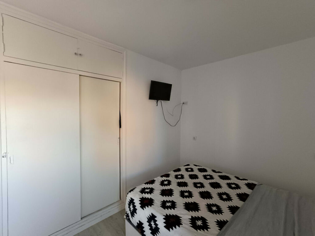 Middle Floor Apartment Campoamor Alicante - image 12