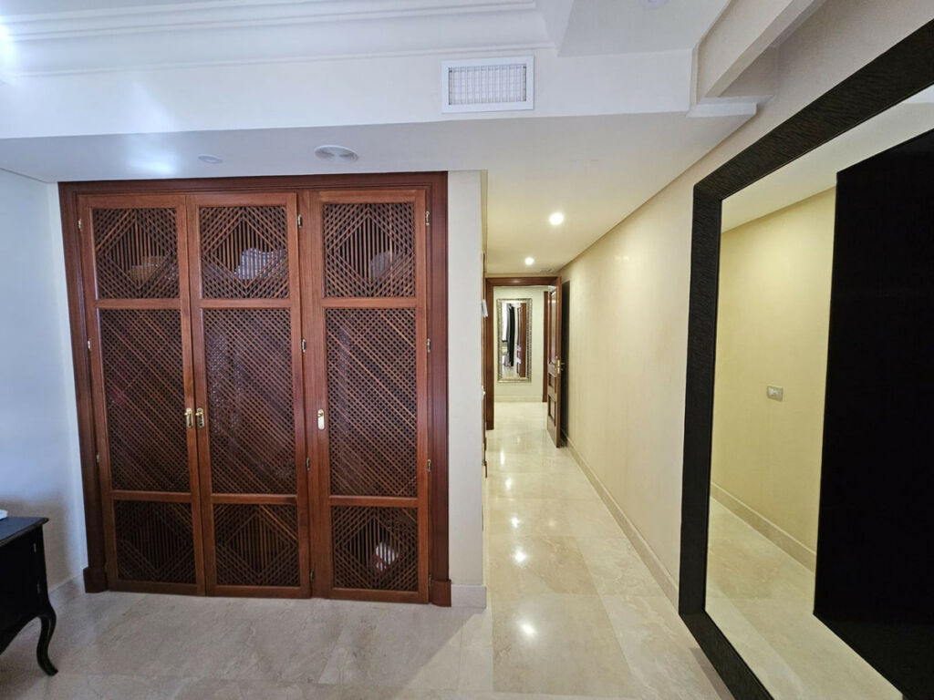 Middle Floor Apartment Estepona Málaga - image 12